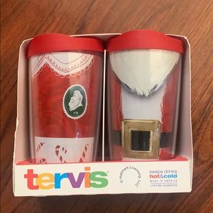 Tervis Mr. and Mrs. Claus suit tumbler and lids